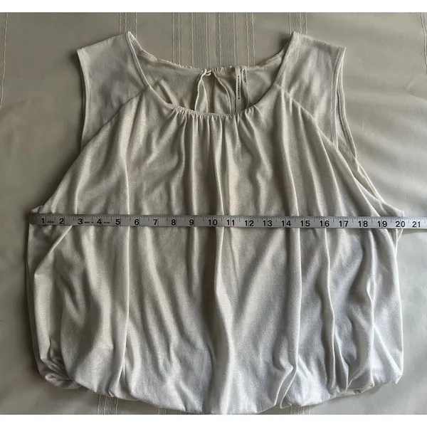 By Anthropologie Ivory White Shimmer Bubble Top Shirt SZ L Party Date Office EUC - Image 10