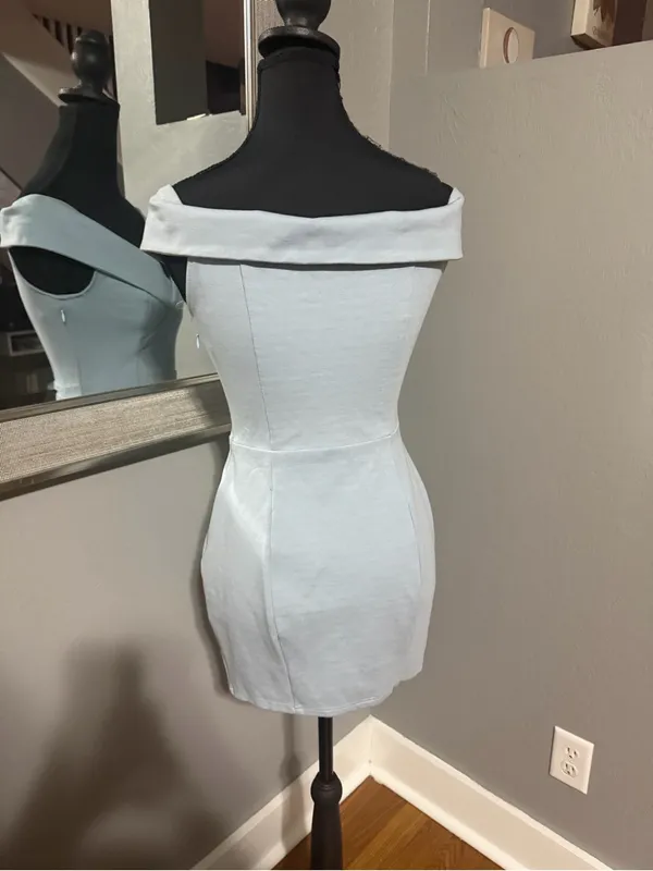 Superdown x Revolve V Neck Off Shoulder Sweetheart Slit Blue Mini Dress Small - Image 4