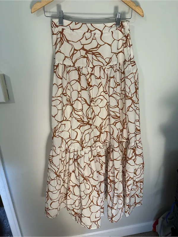 Showpo floral maxi skirt 2 - Image 2