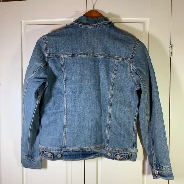 Old‎ Navy Womens Classic Denim Jacket Medium Authentic Wash Blue S Amerians - Image 8