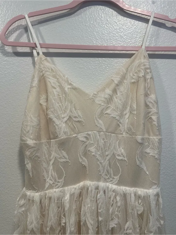 Baltic Born Cozette Lace Gown Medium - Image 6