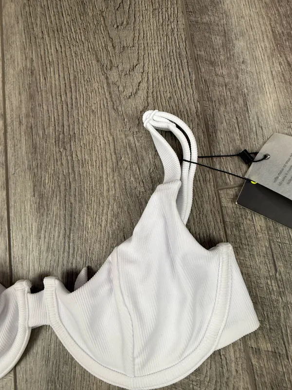 ONEONE White Bikini Set - Image 5