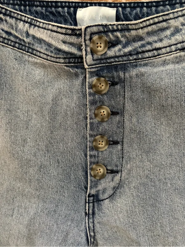High-Rise Wide Leg Button-Fly Jeans in Faded Blue - Image 4