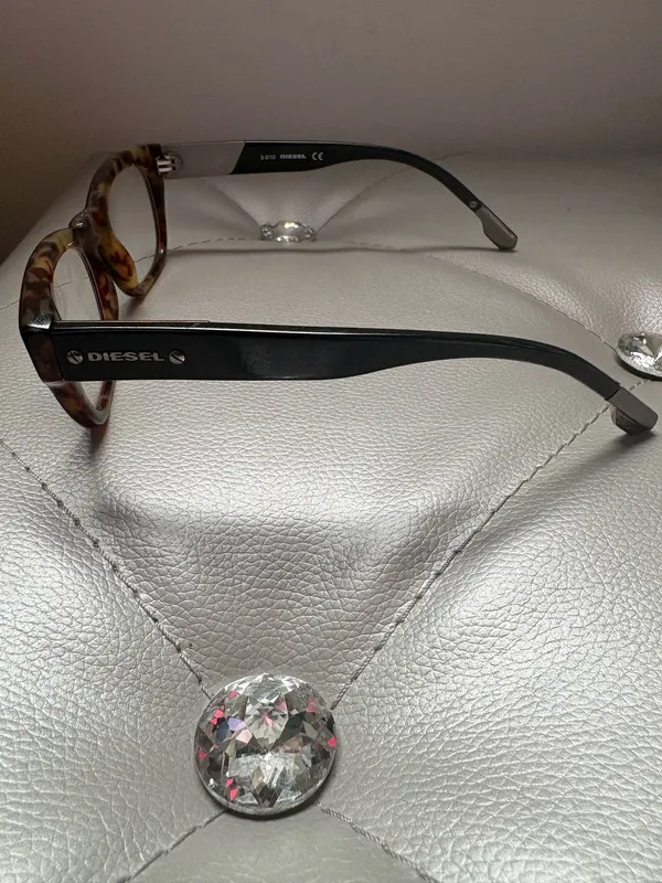 Diesel Glasses - Image 3