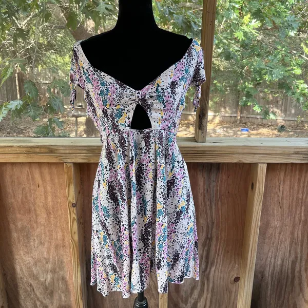 Free People Women's Miss Right Mini Dress Floral Cut Outs Size M - Image 3