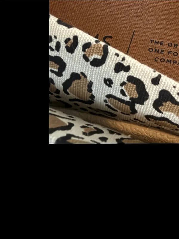 Cheetah print Tom’s Tan Size 7.5 - Image 5