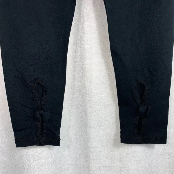 AERIE Capri Chill.Play.Move. legging stretch Pants Black Medium - Image 4