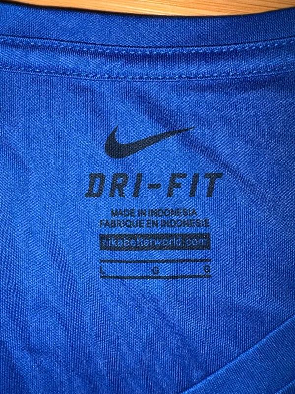 University at Buffalo Nike dry fit shirt - Image 2