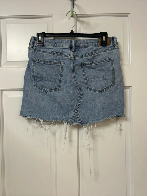 American Eagle Outfitters Light Blue Distressed Denim Mini Skirt - Image 4