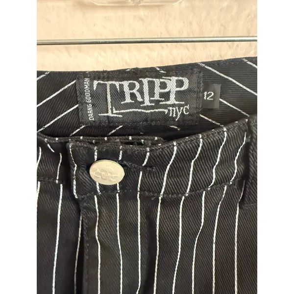 Tripp NYC black and white stripped denim skirt size 12 - Image 3
