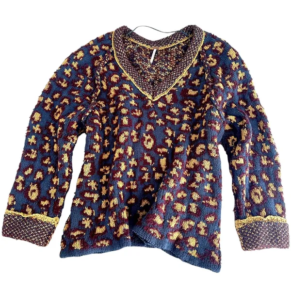 FREE PEOPLE Little Animal Oversized‎ Pullover Sweater Medium - Image 3