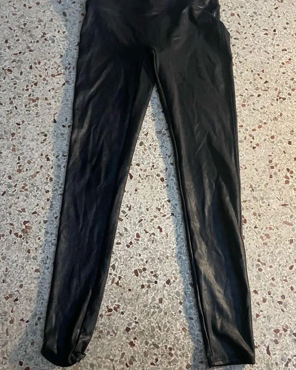 Faux Leather Leggings large black - Image 11