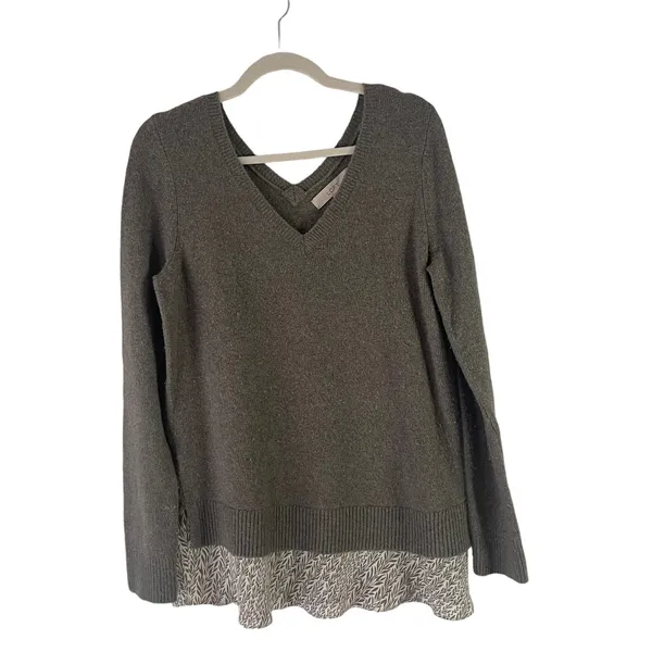 Loft Women's Size Medium Green Gray‎ V Neck Soft Babydoll Sweater - Image 2