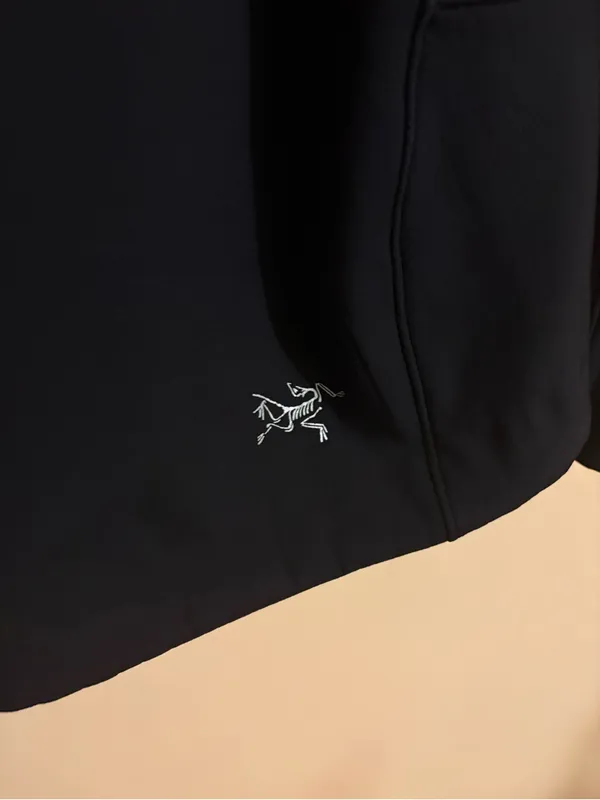Arc’Teryx Hyllus Hooded Softshell Jacket in Black & Light Blue - Image 4