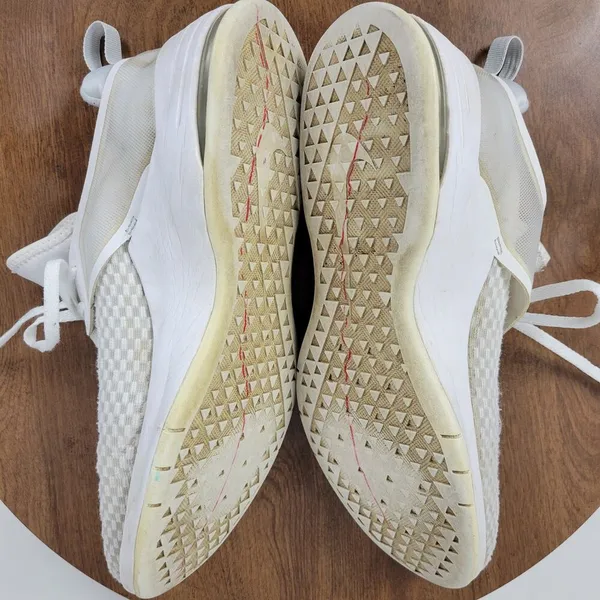 Nike Air Max Womens Bella TR 2 Shoes 9.5 White Metallic Gold Sneakers AQ7492-101 - Image 9