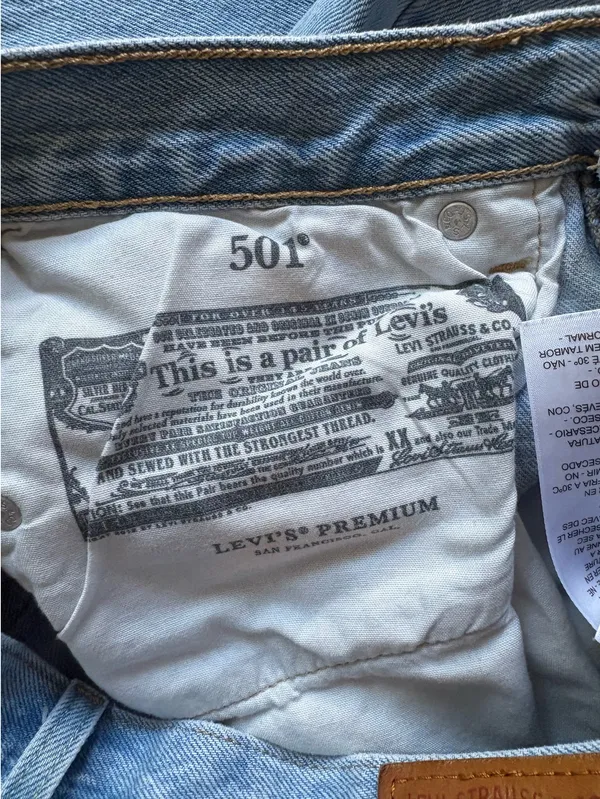 Premium 90s Levi’s 501 Jeans - Image 6