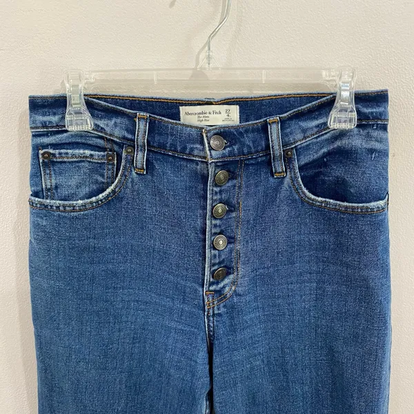 Abercrombie & Fitch | High Rise Mom Jean Raw Hem Ankle Length Size‎ 4 Long - Image 4