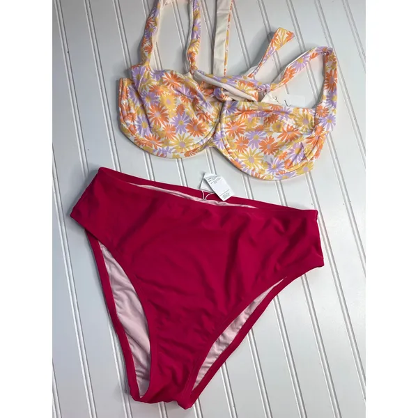 NWT Lot of 3 Bikinis L Space Camellia Top & Cupshe Fresh Cherry Set Size L DD - Image 6