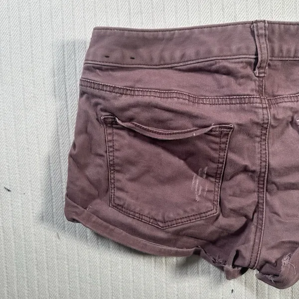 express cuffed chino shorts purple low rise shortie size 2 distressed - Image 11