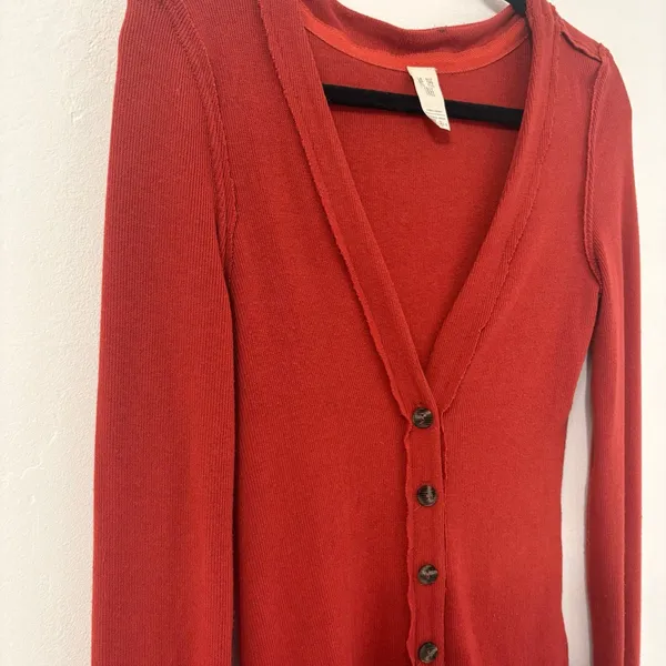 We The Free Call Me Cardi Fitted Button Down Cardigan Sz M Red - Image 3
