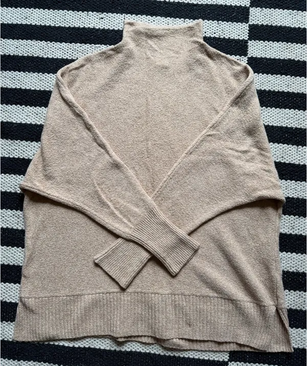 Kaisely Turtleneck Sweater - Image 2