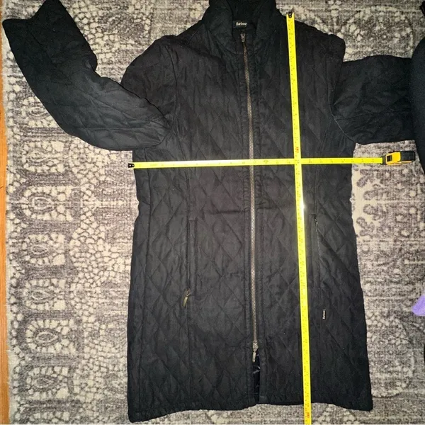 Barbour Women’s Size 8 Black Cashmere Touch Classic Mid Length Quilted Jacket - Image 9