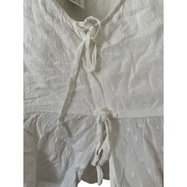 NWT Hollister Women’s White Swiss Dot Tie Front Peplum Blouse Long Sleeve XS - Image 8