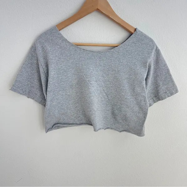 Diamond Supply Co. Gray Diamond Graphic Crop Top - Image 4