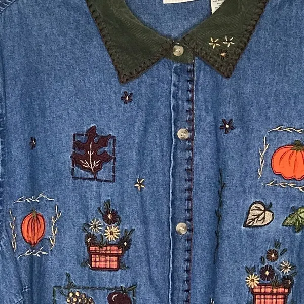 Vintage White Stag Plus Woman Embroidered Shirt - Image 4
