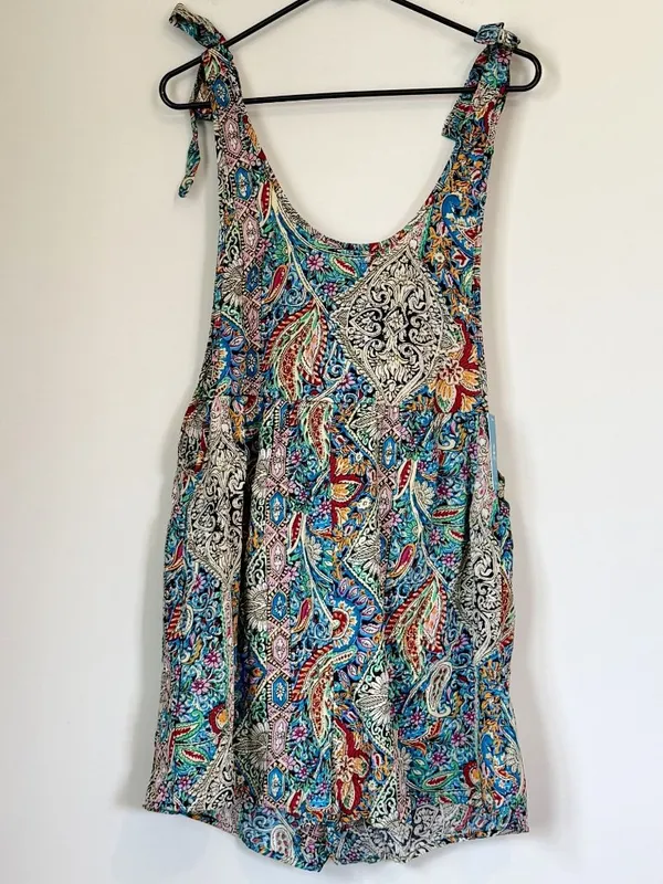 NWT Cupshe Paisley Scoop Neck Tie Shoulder Wide Leg Romper - Size: Large - Image 2