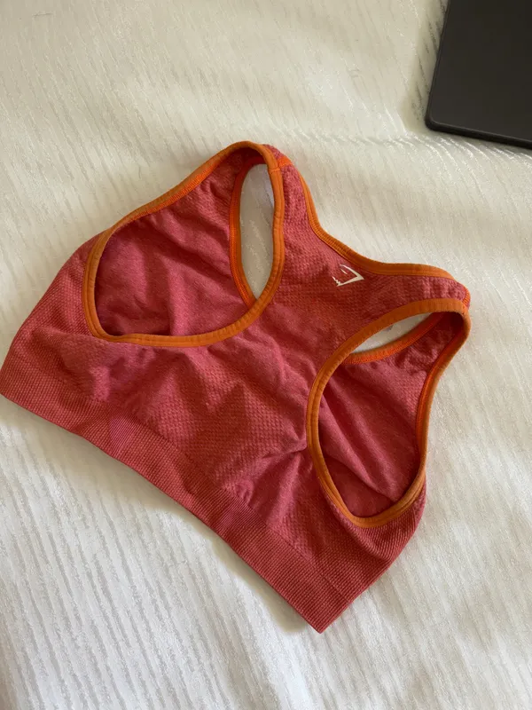 Gymshark Sports Bra Adapt - Image 2