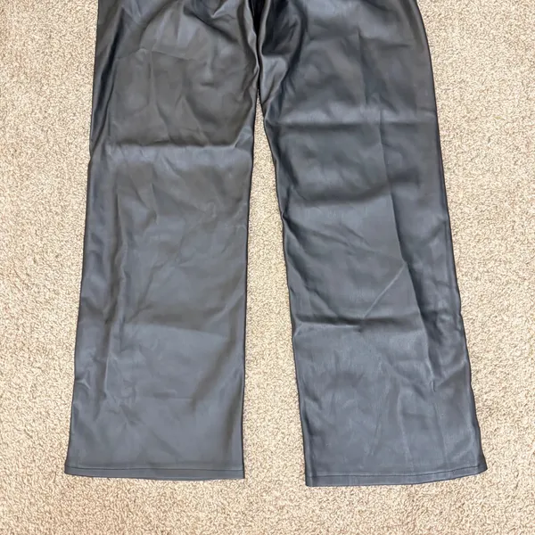Social Tourist Ultra High Rise Baggy Faux Leather Pants Womens 7R W28 Black - Image 10