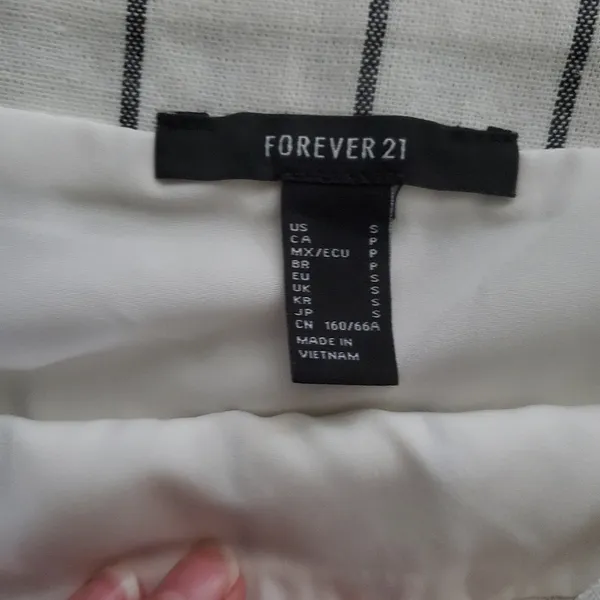 Linen/cotton mixture stripped skirt in cream and black size small by forever21 - Image 2