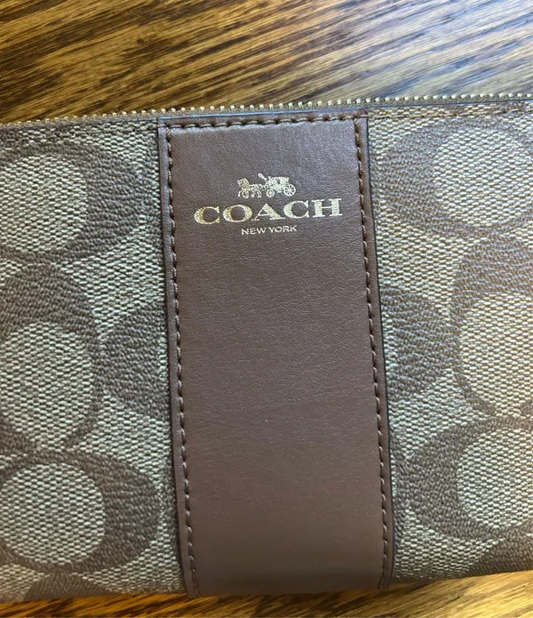 Coach Wristlet - Image 2