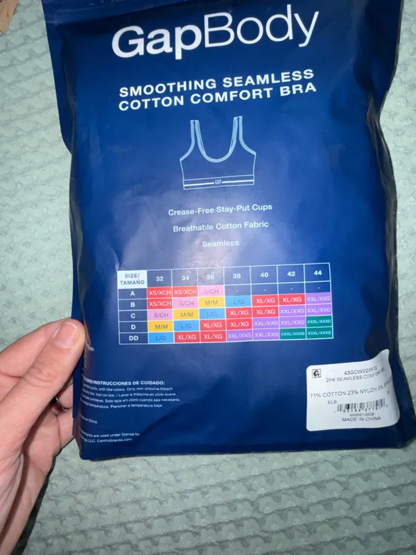GapBody Smoothing Seamless‎ Cotton Comfort Bra - (2 Pack) M - Image 3
