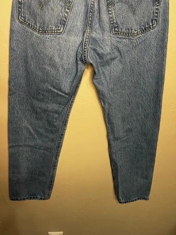 Levis 501’s Premium‎ Cropped High Rise Straight Leg Button Fly Luxor Denim Jeans - Image 10