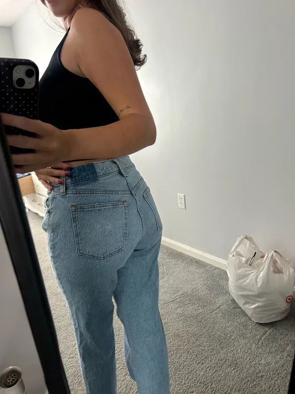 Abercrombie Jeans - Image 2