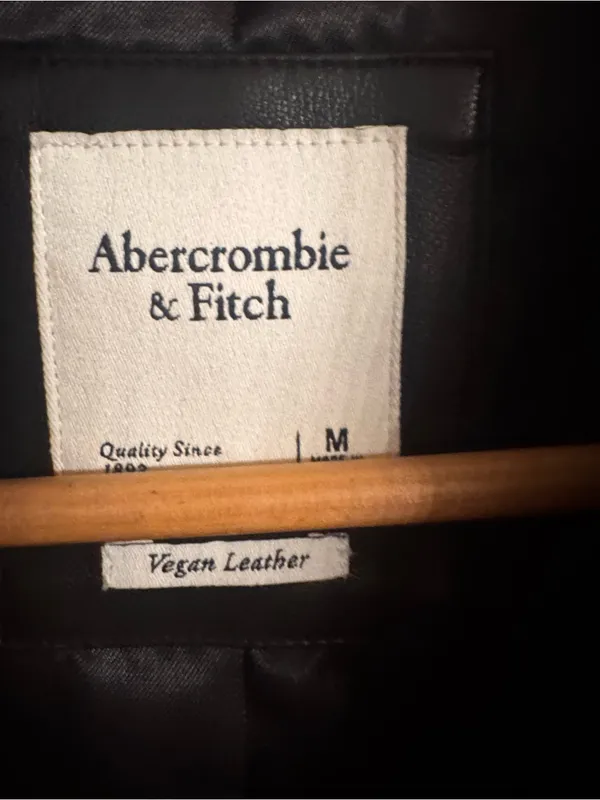 ABERCROMBIE Cropped Vegan Faux Leather Jacket - Image 4