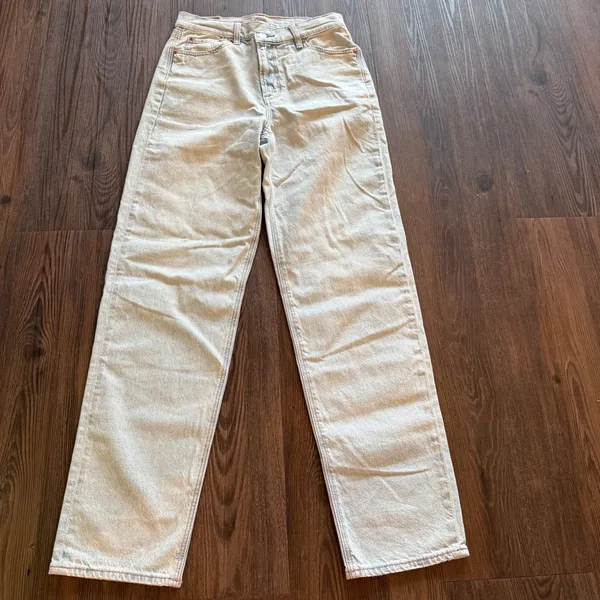 American Eagle Jeans - Image 2