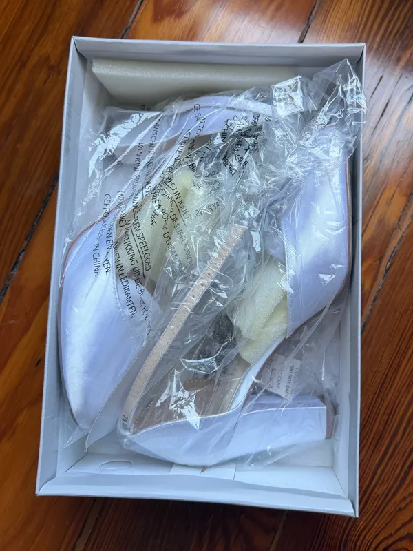 Benjamin Walk Dyeables Amanda Style White Satin Block Heel Closed Toe Pumps - Image 7