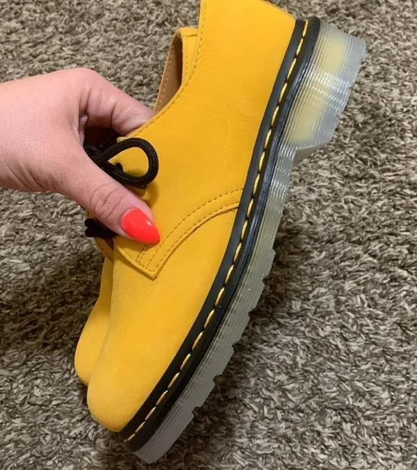 Dr. Martens NWOT 1461 Iced II Buttersoft Leather Oxford Shoe woman size 6 - Image 4