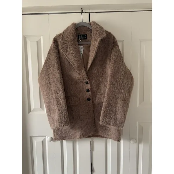 Women Faux Fur Jacket Soft Warm Plush Coat Outerwear Elegant Chic - Image 4