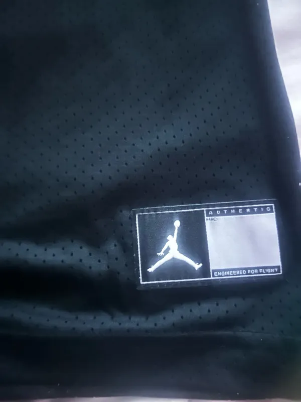 Boys Air Jordan - Image 4