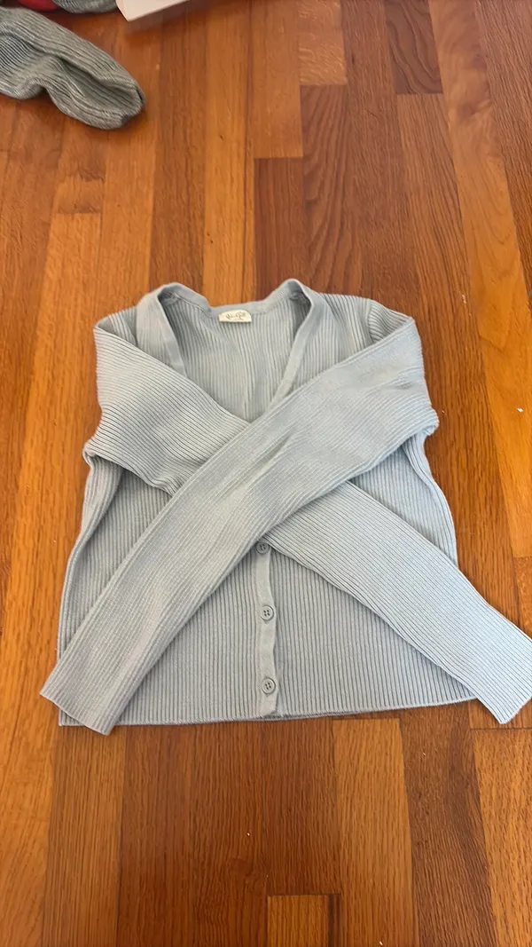 Brandy Melville Sweater Knit Blue - Image 3
