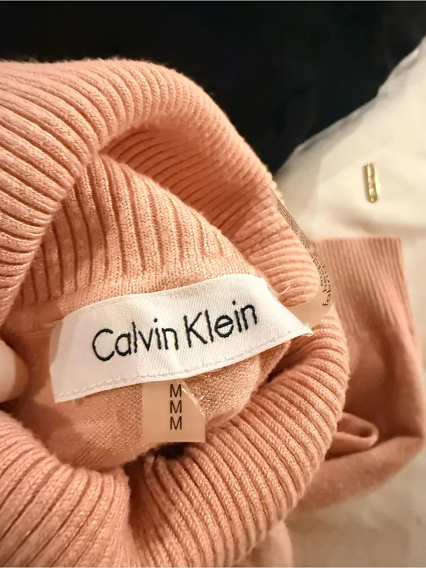 Calvin Klein Pink Turtleneck Sweater - Image 2