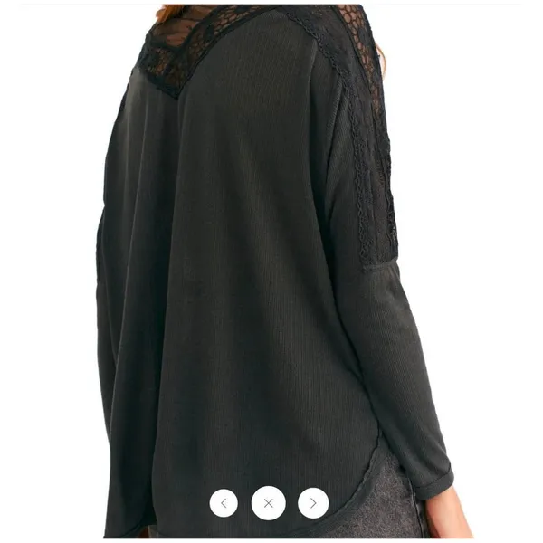 Free People Boho Grunge Whimsy Goth Witch Flowy Blouse Size Medium - Image 2