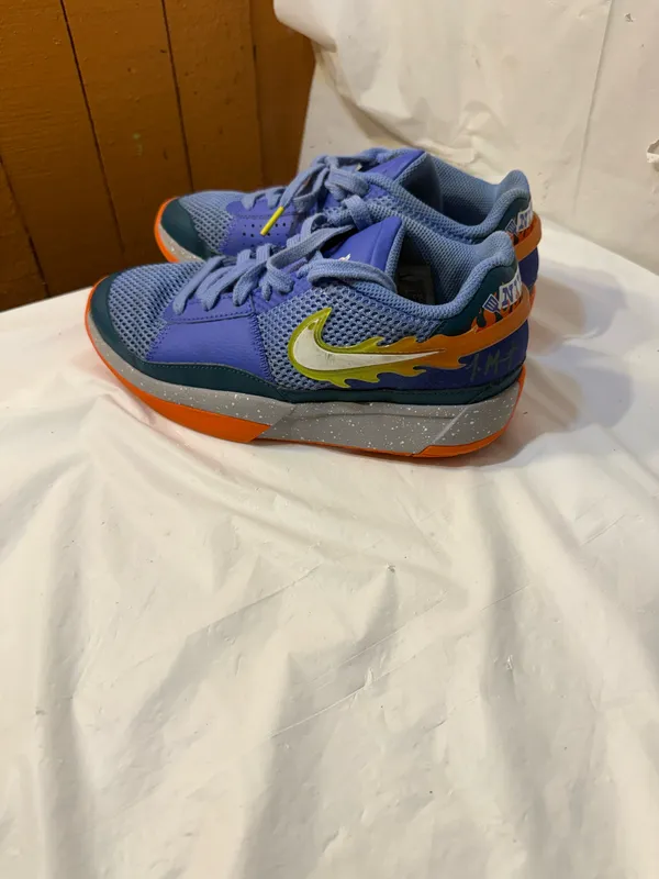 Nike Kids Ja 1 boys shoes size 5.5Y - Image 3