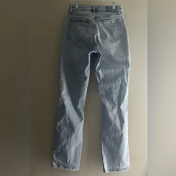 Abercrombie Curve Love: The Dad High Rise Jean 28 - Image 2