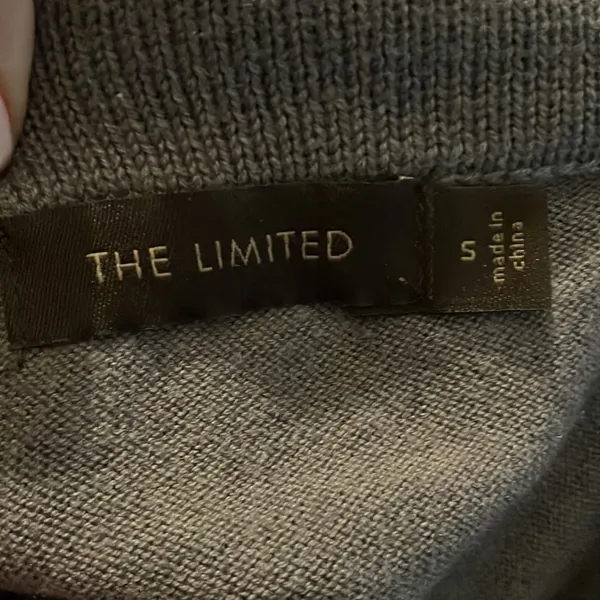 🎉4 for $20 The Limited Off the Shoulder Sweater, Small - Image 4