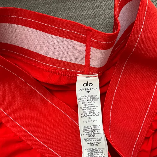 Alo Yoga Match Point Tennis Skirt Red Hot Summer M - Image 3